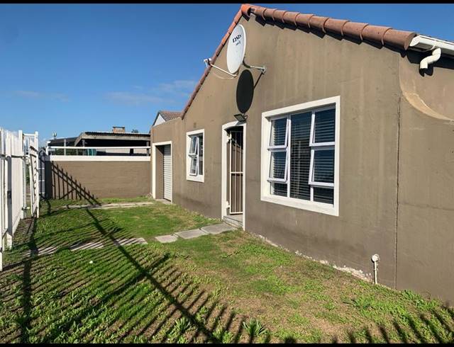 2 BEDROOM HOUSE FOR SALE IN HEATHER PARK